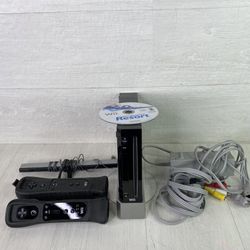 Nintendo Wii Black Console RVL- 101 including sensor bar 2 Remote 1 Game