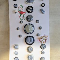 Beautiful Vintage Card of 25 Assorted black/white/cream Striped Buttons