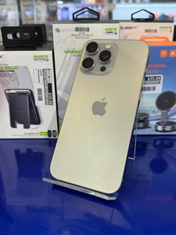 iPhone 16 Pro Max 256GB Unlocked Pre-owned
