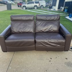 Really Nice Two Seater Recliner In Full  Working Condition