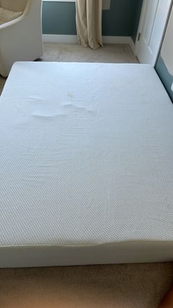 White Queen Foam Mattress