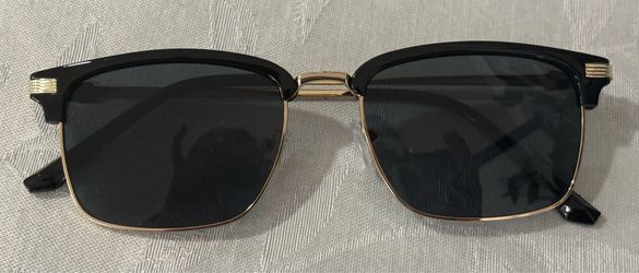 VABBON Retro Square Sunglasses – Black & Gold Frame w/ Case