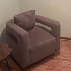 Swivel Chair 