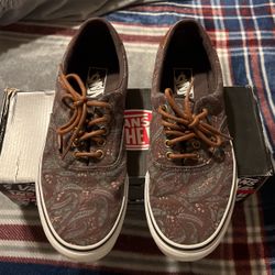 Vans Era. 9.5