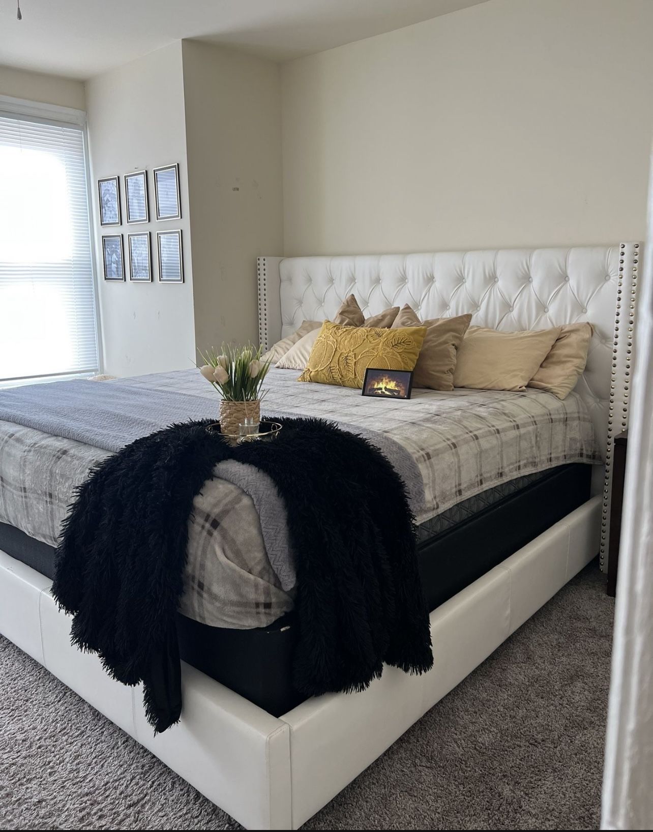 king size bed in very good condition for pick up only (mattresses are