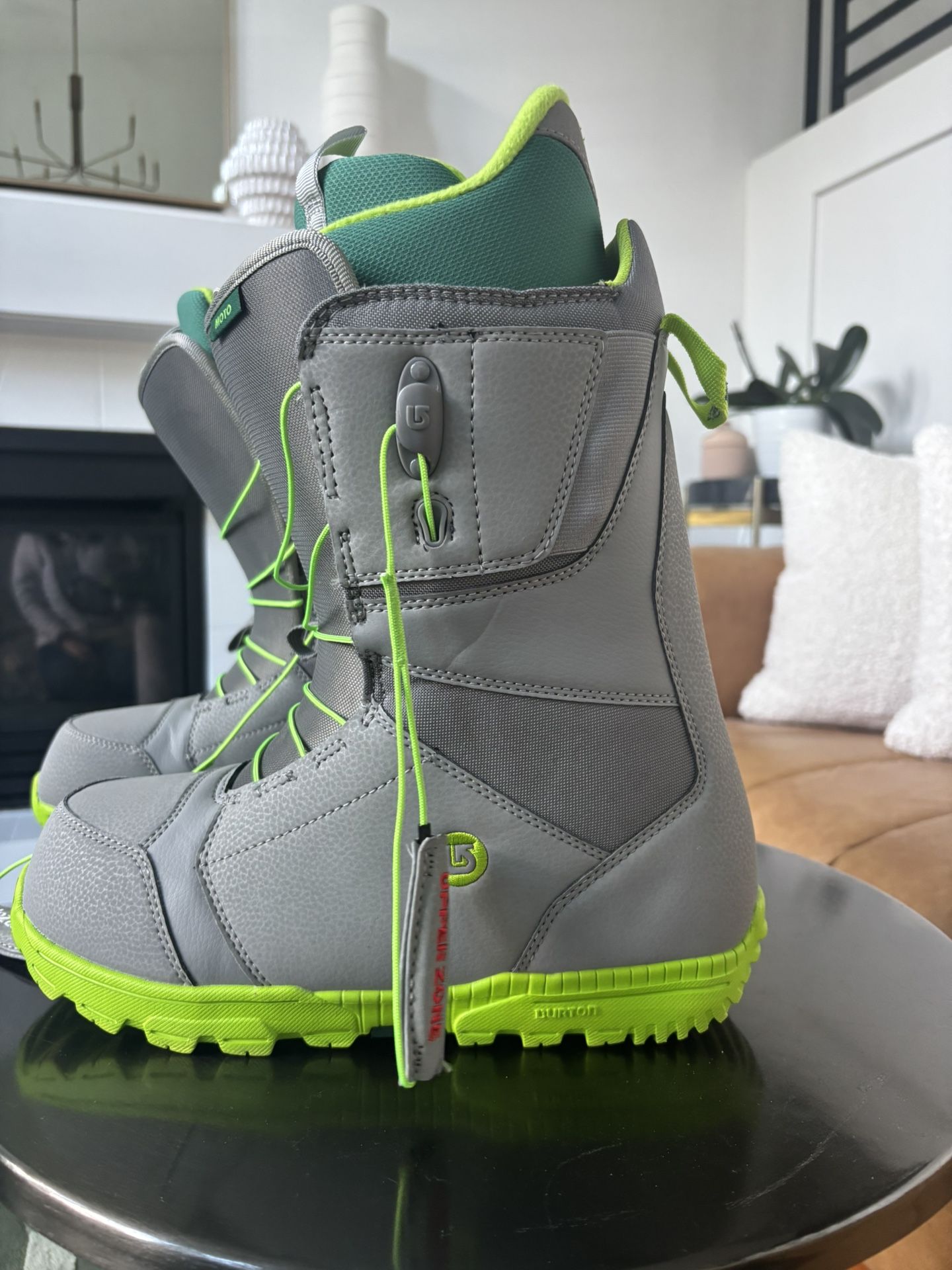 Burton moto Imprint 1 Men’s Sz 10 Snowboard Boots