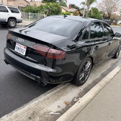 Audi A4. 2.0T Premium Plus Sedan