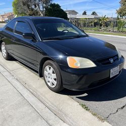 02 HONDA CIVIC 2nd owner CARFAX AVAILABLE CLEAN TITLE Stick shift / Manual  (((( standard ))))  Ac cd  168,249 miles  Must test drive to appreciate  C