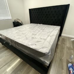 King Bed Frame With MATRESS 