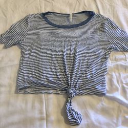 Teen girl crop top