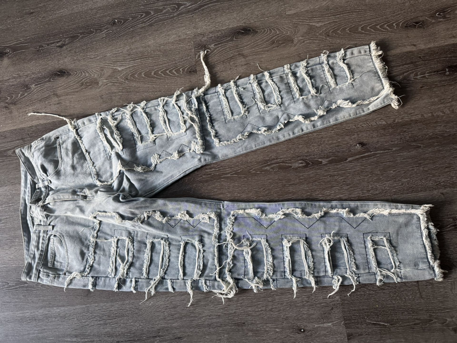 Jeans Throw Me A Price