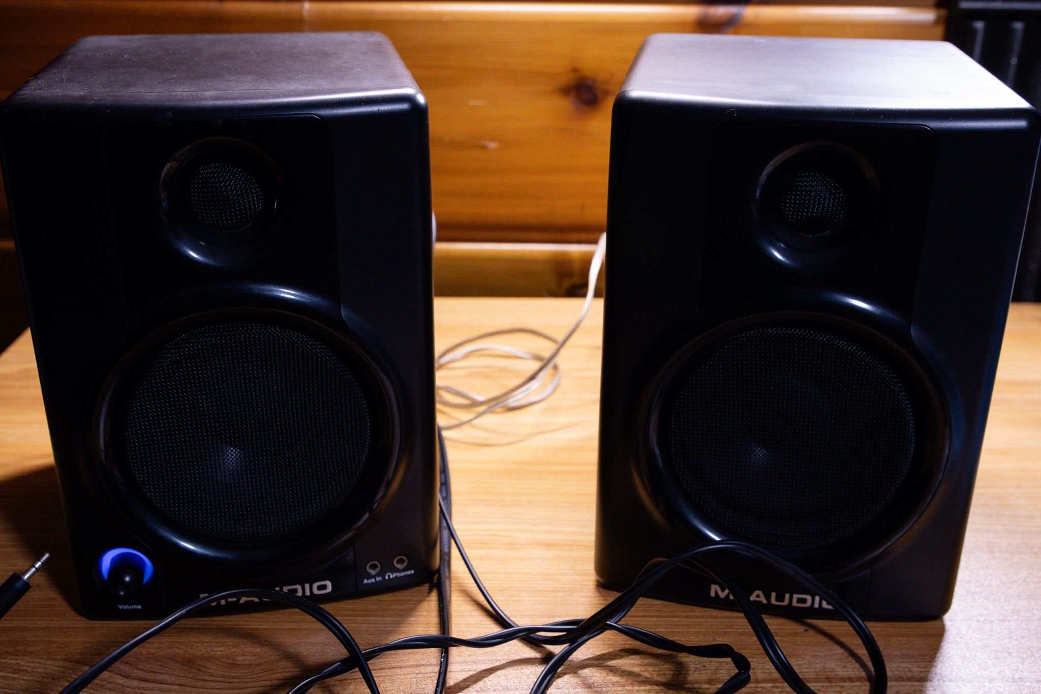 Used M-Audio AV40 Powered Monitor