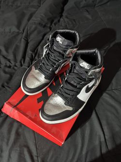 Jordan 1 Metallic