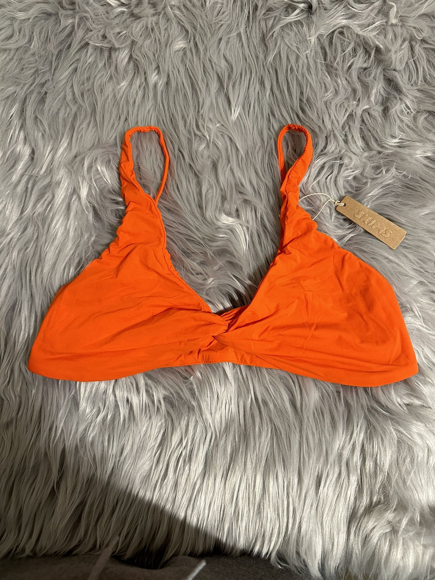 Skims Twist Front Bralette 