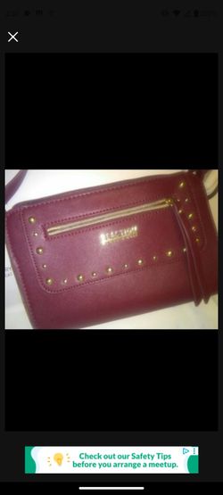 KENNETH COLE REACTION PURSE