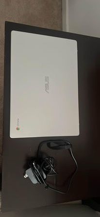 ASUS 15.6” Chromebook Labtop - Intel Processor - 4GB RAM - 64GB Storage - Silver (C523NA - IH44F