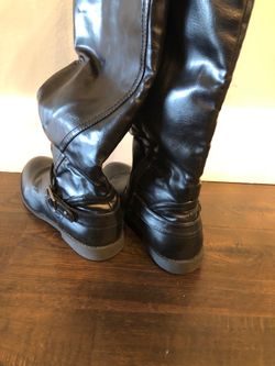 Kania women’s leather boots size 7.5