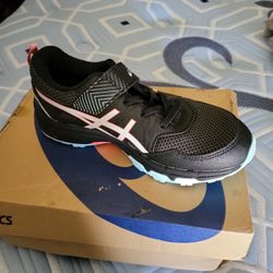 Asics ennis Shoes