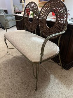 Metal/wicker padded bench