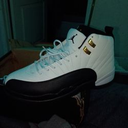 Jordan's ,,,,,Air Jordan 12 Retro ,,,, Size 8.5
