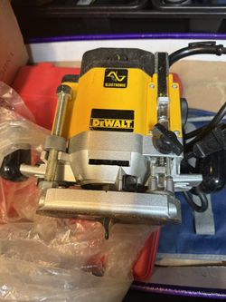 Dewalt Plunge Router 625