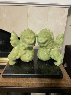 UV Reactive Resin Foo Dog Lion Statue Figure 7”T