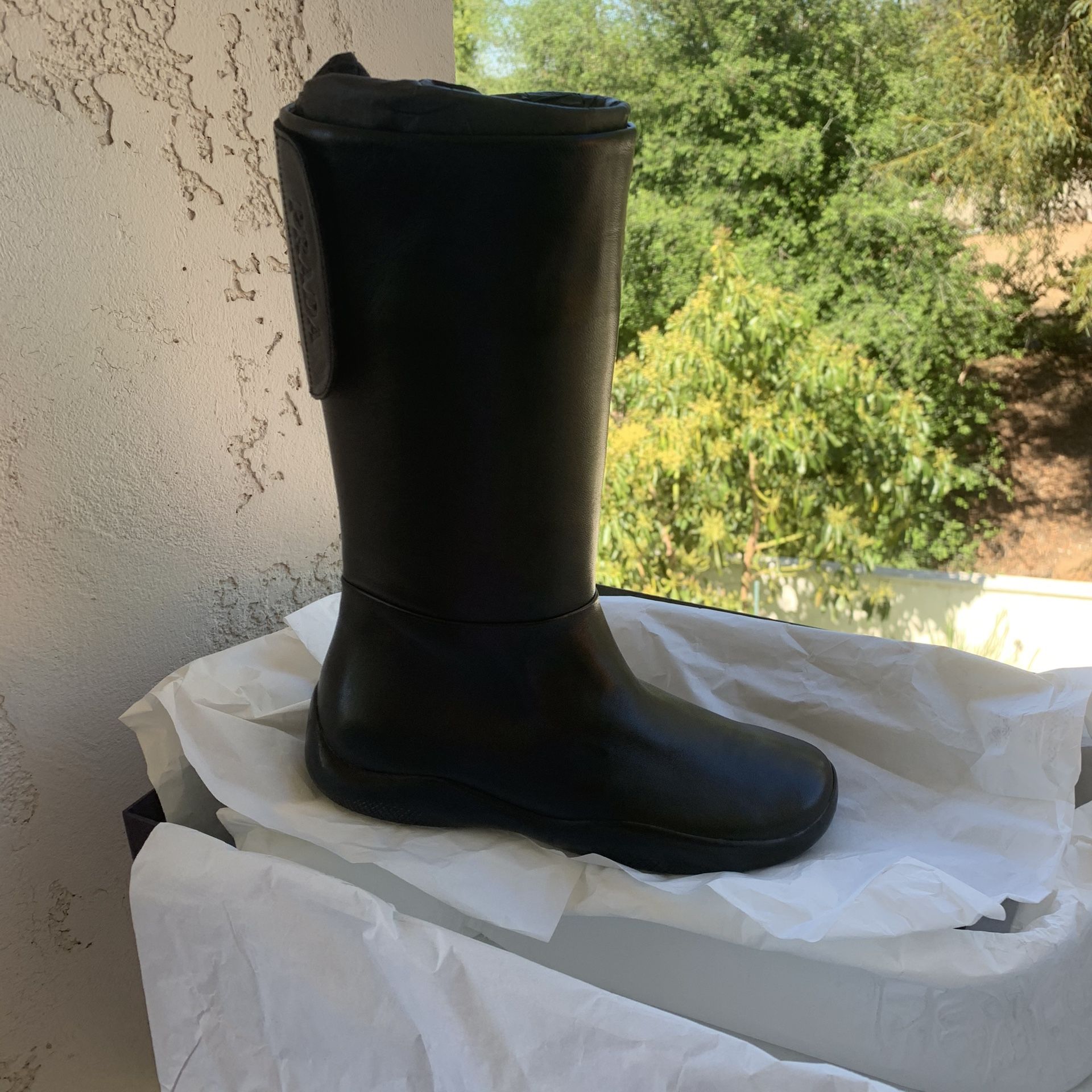 100% Authentic Prada Girls boots, New Size 33EU 2USA,All Products : American Fashion Style Bags On Sale