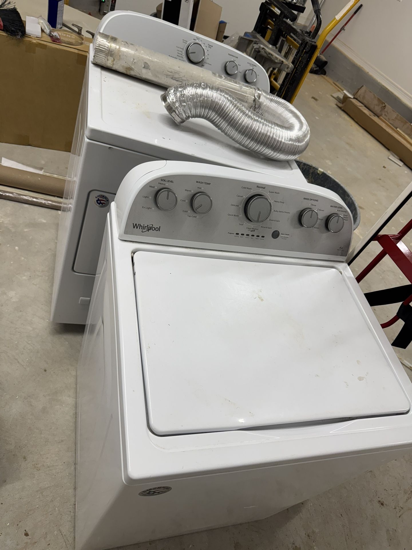 Whirlpool Large Basin Washer And Dryer Set