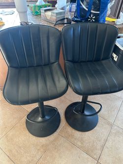 Set of 2 swivel bar stools
