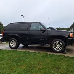GMC Yukon Denali