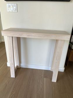 Modern Light Oak Console Table / Entryway Table