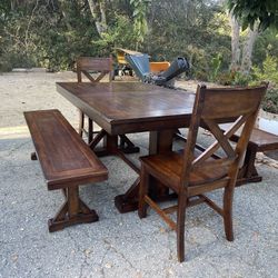 Heavy solid wood table with extending Lief and two bench seats
