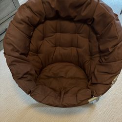 Brown Moon / Circular Folding Chair