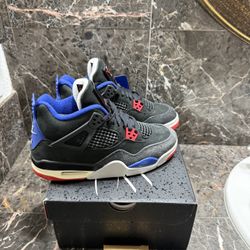 Jordan 4
