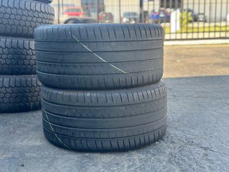 PAIR OF TIRE 285 35 19 MICHELIN 85% LIFE