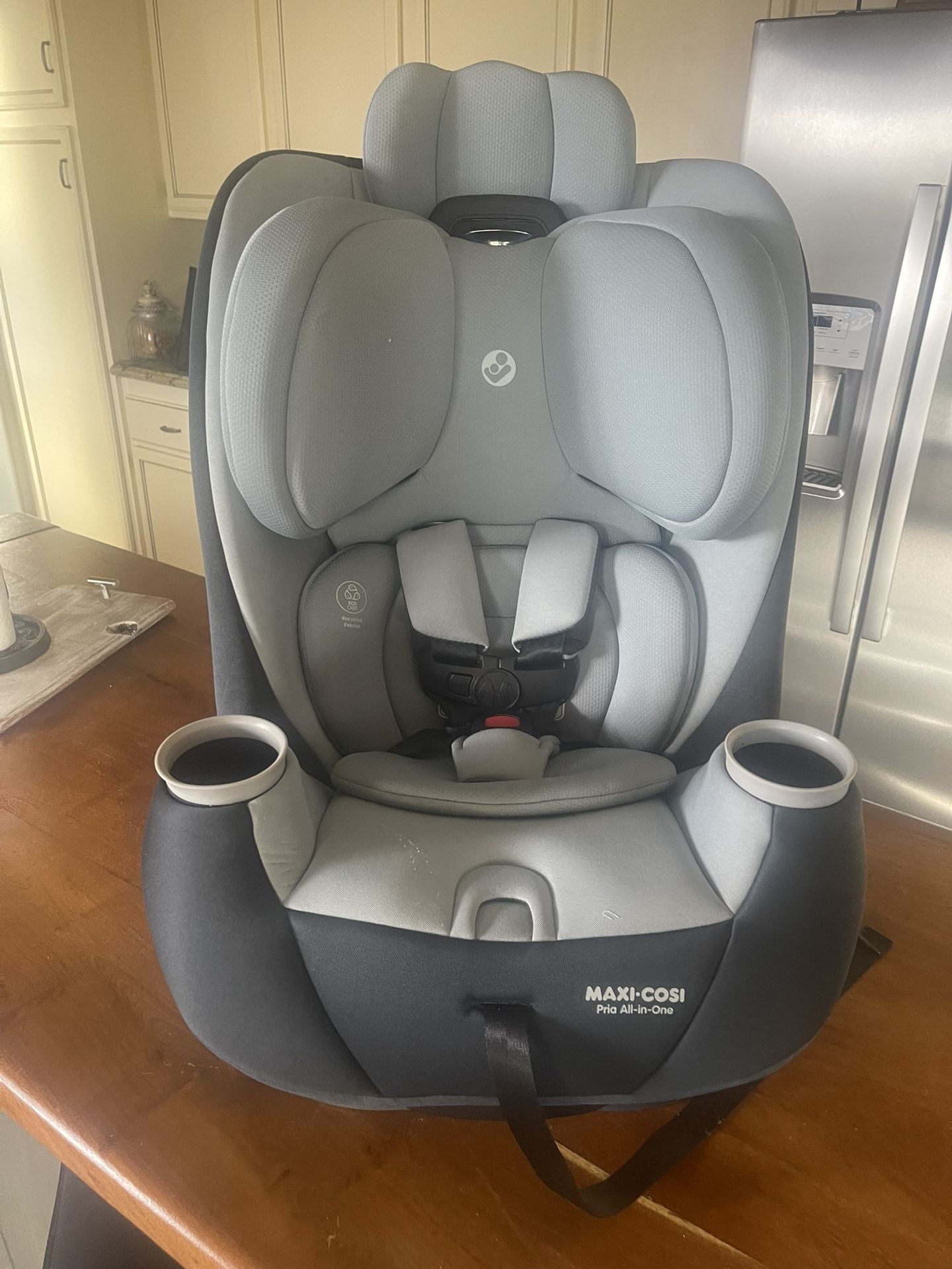 Brand New Maxi-COSI Pria All-in-One Convertible Car Seat, Infant to Toddler Car Seat, Easy-Install Harness, Machine-Washable Cover, 5-100 lbs, Sea Sca