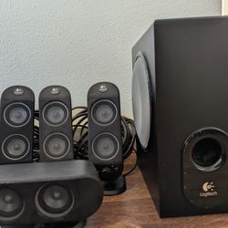 Logitech X-530 5.1 Surround Sound Computer Speaker System Sub + 4 Speakers