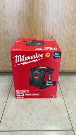 MILWAUKEE 2792-20 M18 RADIO + CHARGER (TOOL ONLY).