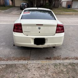 Dodge Charger 08