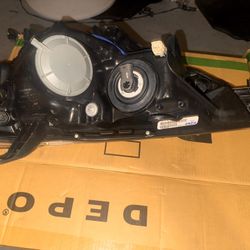 Toyota 4 Runner Headlights 