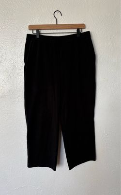 L.L. Bean Women’s vintage soft & comfortable black cropped pants with pockets size L
