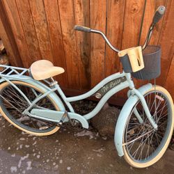 Huffy Nel Lusso Cruiser Bike