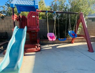 Swing set