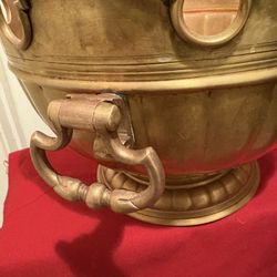 Vintage Extra Large Mottahedeh Adaptions  Brass Bowl Eith Drop Handles