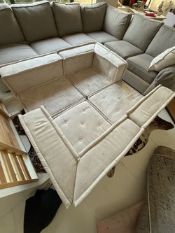 Sectional pottery barn sofa