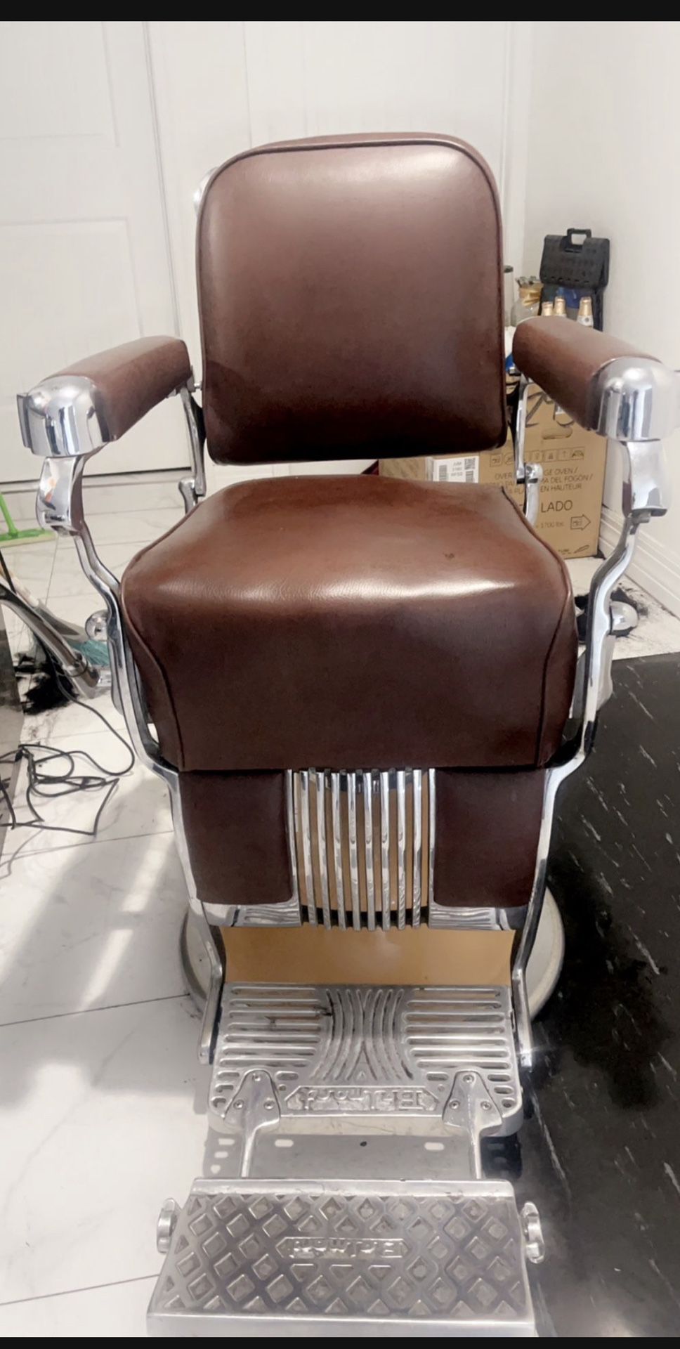 Barber Chair Belmont