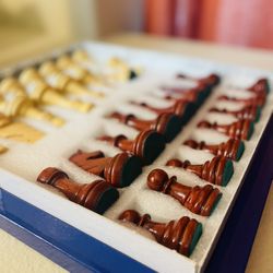 Backgammon And Chest 