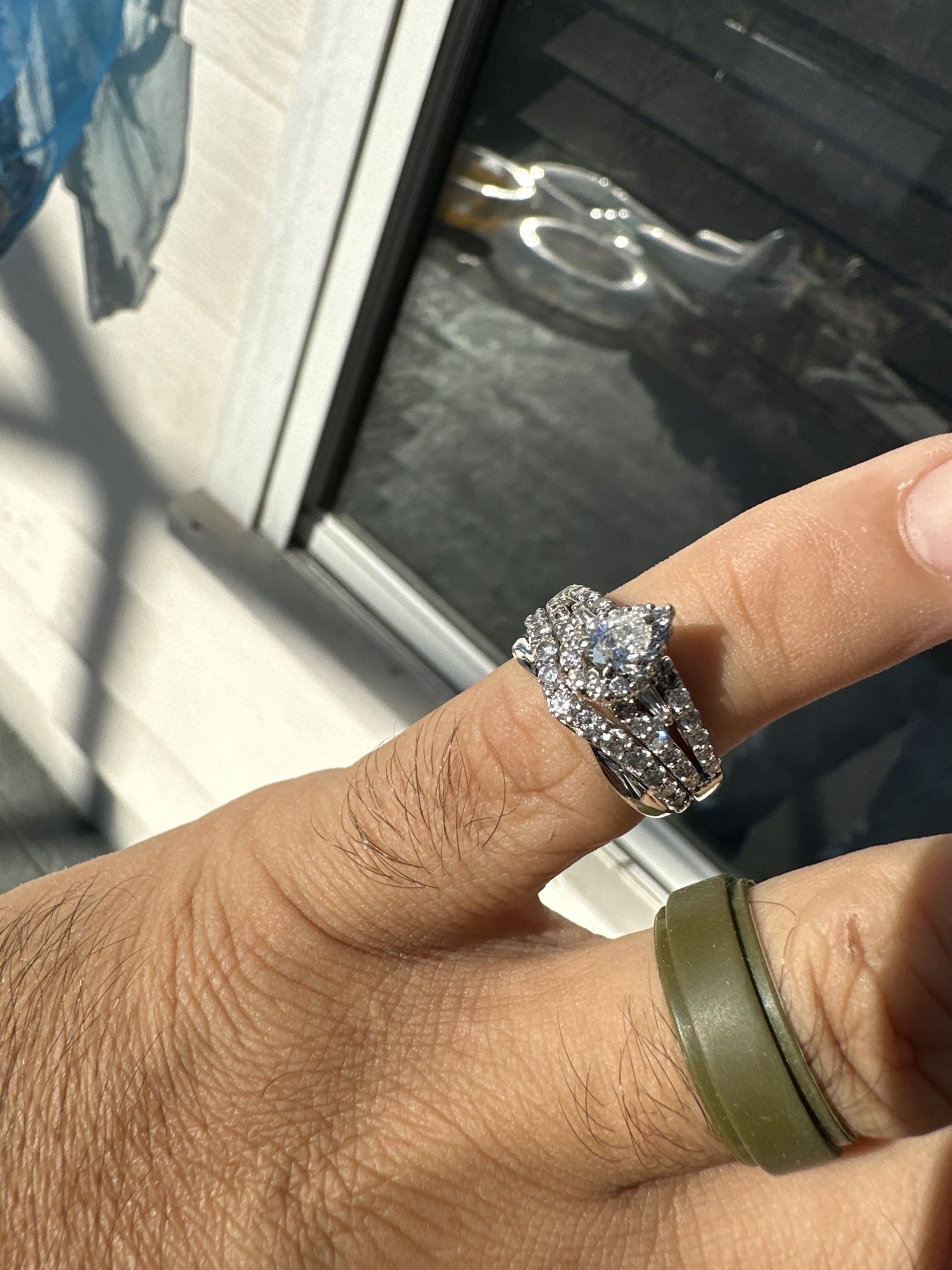 2.5 Carat Tw 14k White Gold Pear Snapped Ring Set Size 7 for Sale in