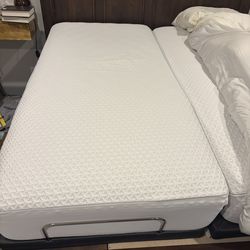 Twin mattress with adjustable base and adjustable legs for height