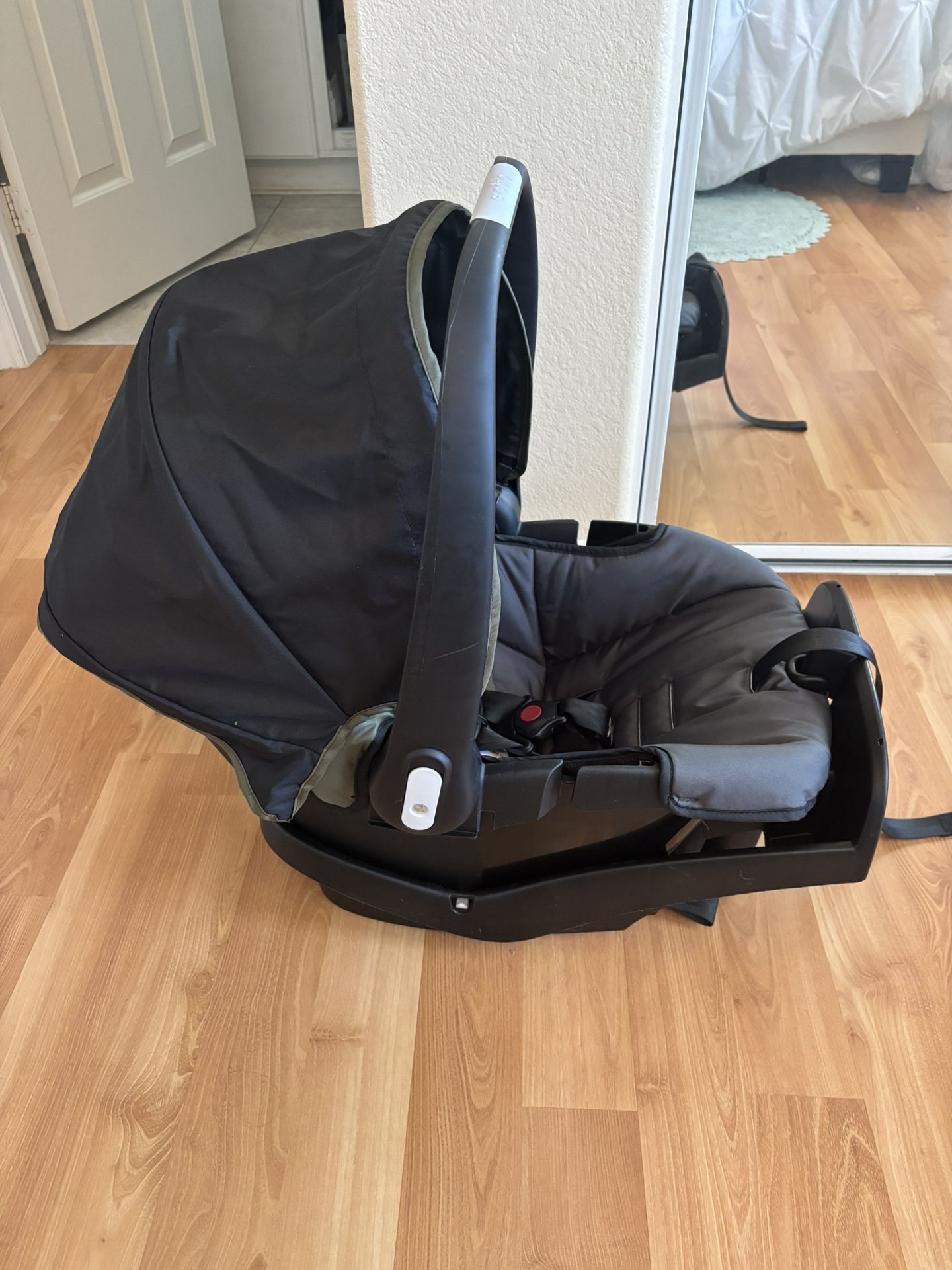 New Infant Car Seat